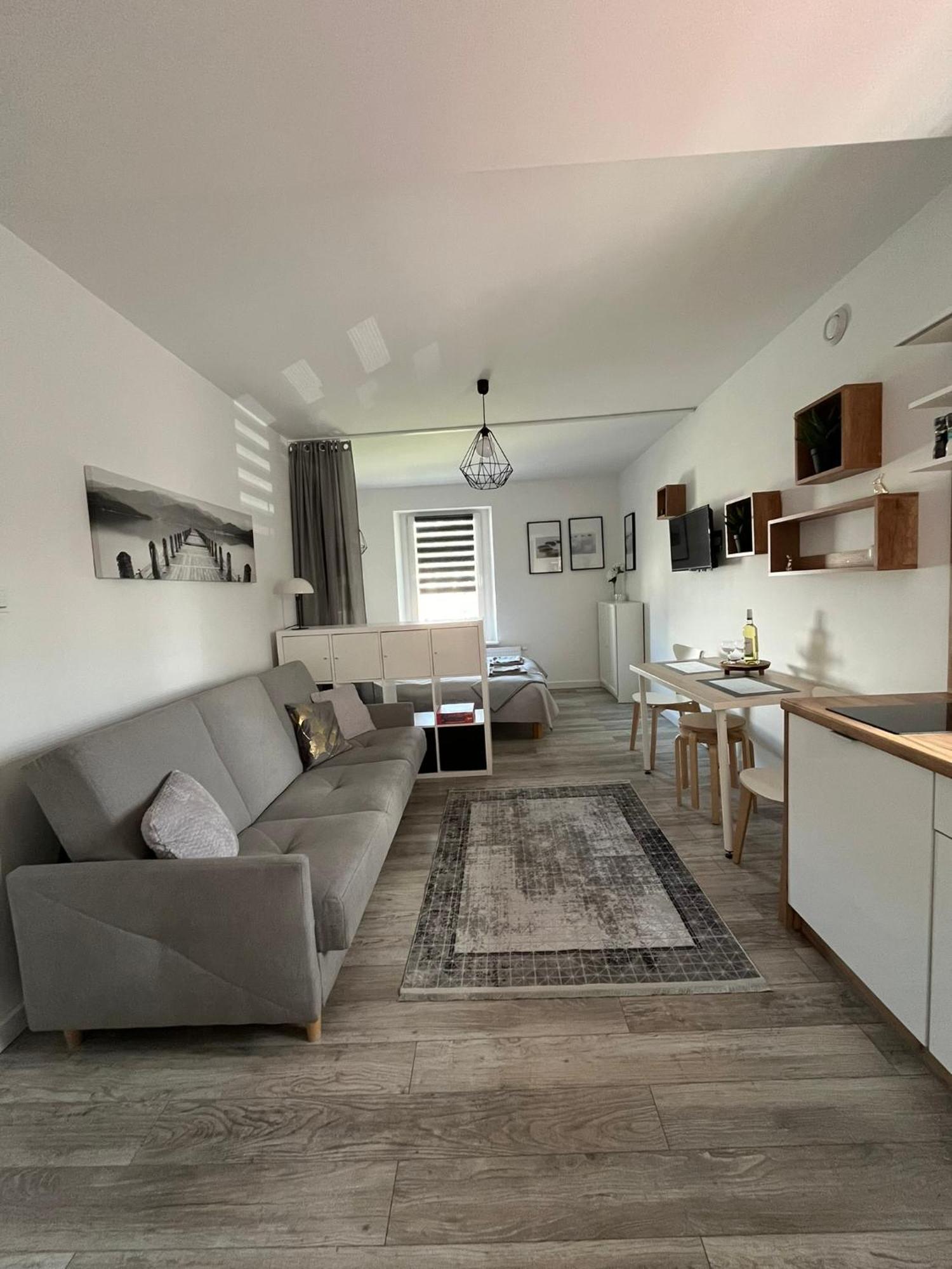 Apartment Adventure Base A&b